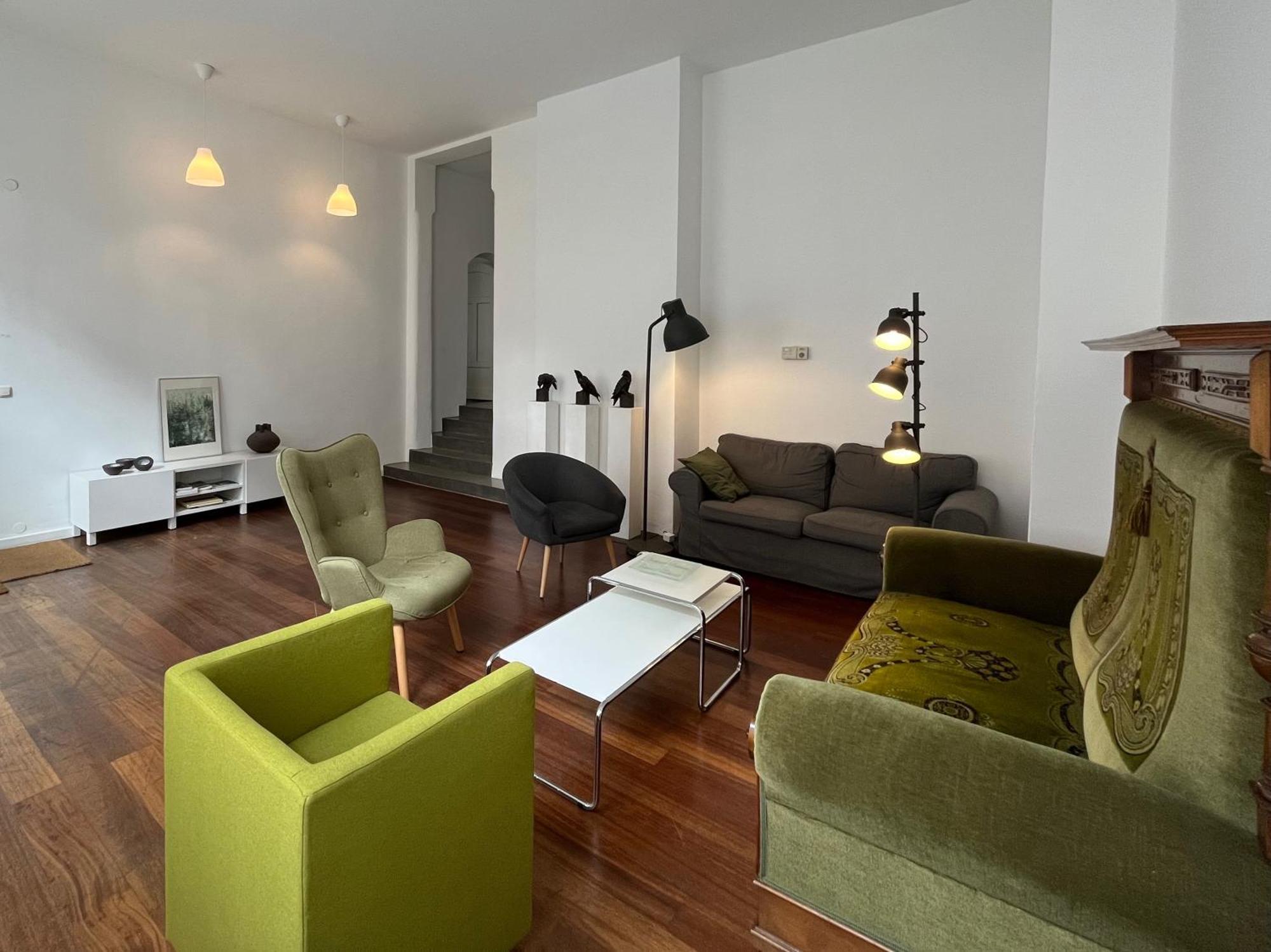 Wohnen Mit Kuenstlerflair In Muenchen Apartment Exterior photo